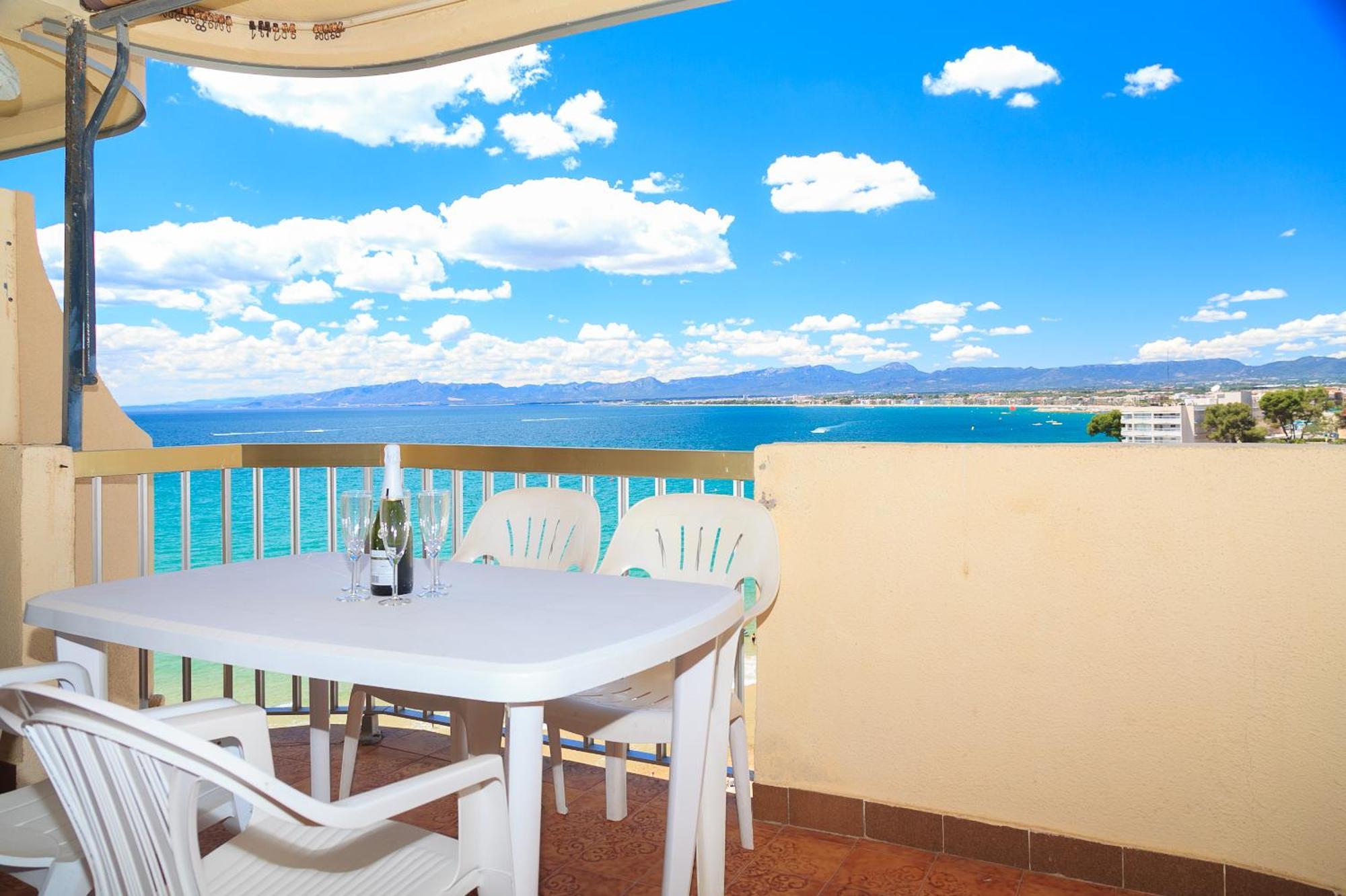 Uhc Sorolla Apartments 살루 객실 사진